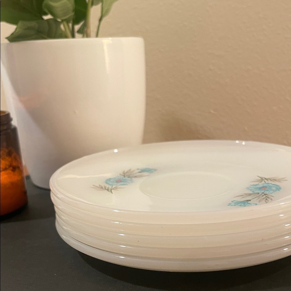 5 Vintage Fire-King Bonnie Blue Flower Milk Glass Plates –6" –Mid-Century Floral - Picture 3 of 5